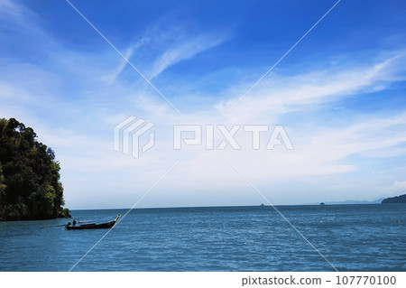 Sky and sea travel 107770100