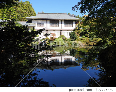 日本庭園(日光山輪王寺正陽園) 日本庭園(日光山輪王寺正陽園) 107773879