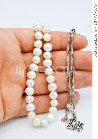 On hand white pearl and silver beads sequenced, short rosary, tespih tesbih On hand white pearl and silver beads sequenced, short rosary, tespih tesbih 107777678