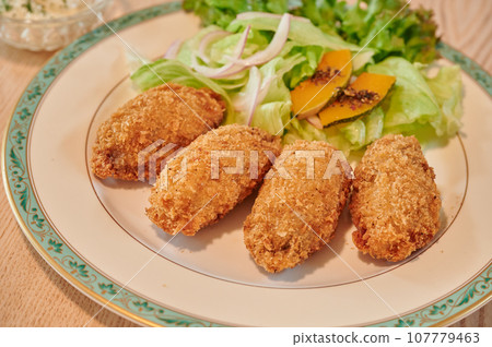 Fried oysters Western cuisine Fried oysters Western cuisine 107779463