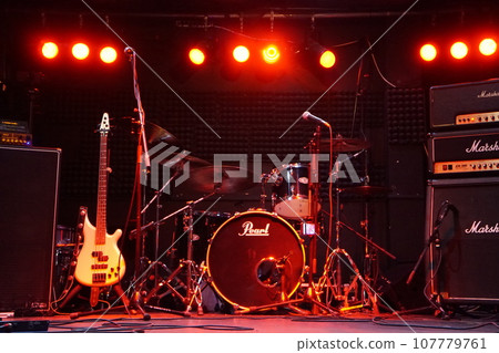 live house live house 107779761