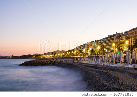 View of the Promenade des Sangre in Nice, France 107781055