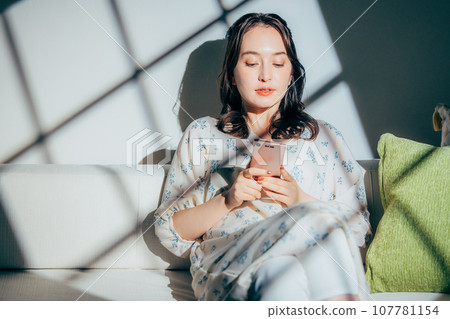 Female, person, woman Female, person, woman 107781154