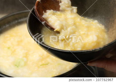 Egg ojiya Yosou tea bowl 107782967