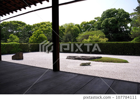 Shikoku 88 Temples No. 86 Shidoji Temple Undyed Garden 107784111