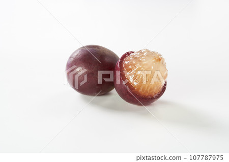 Kyoho (grapes) on a white background 107787975