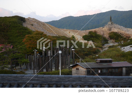 Visiting Osorezan to remember the deceased 107789223