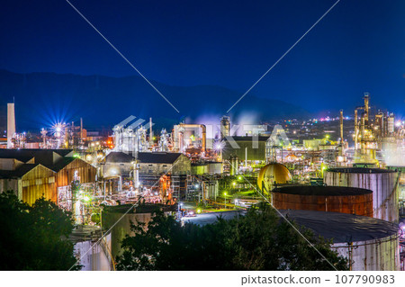 和歌山縣有田市初島佐藤町(東燃綜合工廠夜景) 和歌山縣有田市初島佐藤町(東燃綜合工廠夜景) 107790983