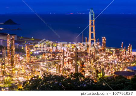 和歌山縣有田市初島佐藤町（東燃綜合工廠夜景） 107791027