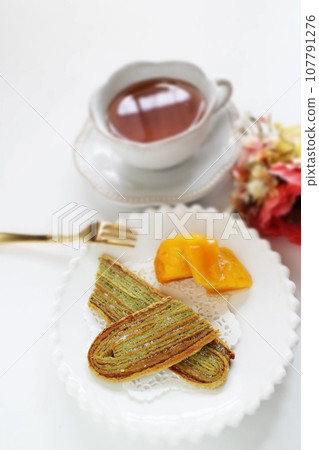 Tea time with Ochapai 107791276
