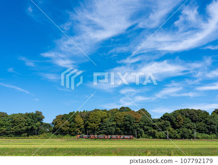 穿越三重縣伊鍋市的桑義鐵道 穿越三重縣伊鍋市的桑義鐵道 107792179