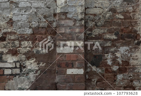 Empty Old Brick Wall Texture. Background of the old bricks wall. Empty Old Brick Wall Texture. Background of the old bricks wall. 107793628