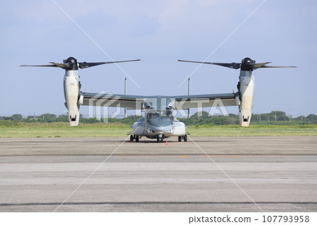 self-defence forces, the ground self-defense force, transport aircraft 107793958