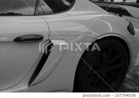 進氣口（跑車） 107794036