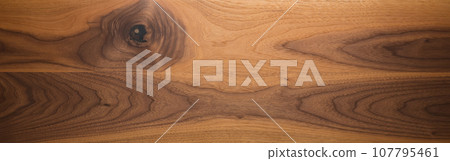 Real long american black walnut with sapwood honey color texture after exposure to the sun for 3 years with oil finish 107795461