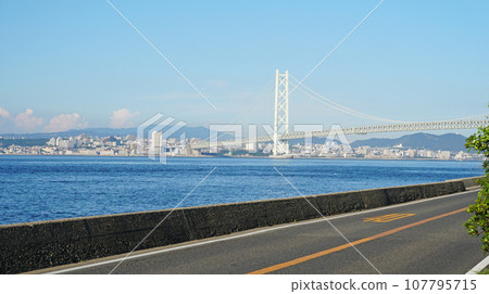 Akashi Kaikyo Bridge seen from Awaji Island 107795715