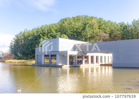 Koi pond Kenko and Ken Domon Memorial Hall [Sakata City, Yamagata Prefecture] 107797639