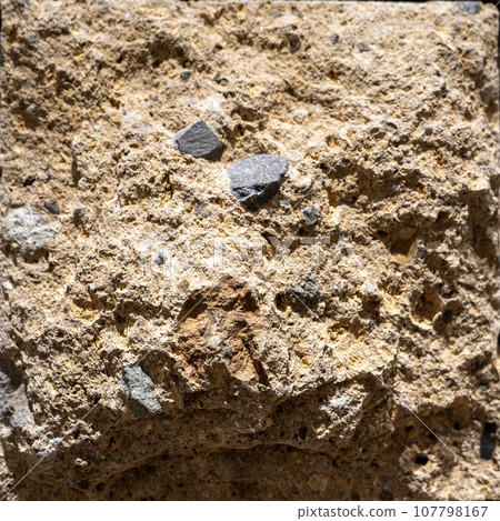 Bumpy marble pattern rock surface 107798167