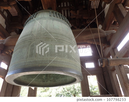 東大寺,正式名稱為奈良大佛寺,位於奈良縣奈良市,是金光名四天王護國寺的寺廟。 東大寺,正式名稱為奈良大佛寺,位於奈良縣奈良市,是金光名四天王護國寺的寺廟。 107798233