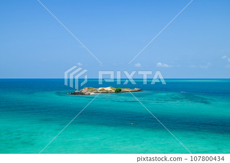 beautiful blue sea and sky viewpoint from Luklom beach, Samae San island, Sattahip, Chonburi, 107800434