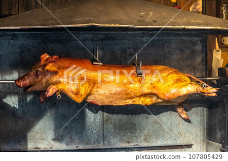 Christmas market in Munich, Bavaria, Germany, Europe 107805429