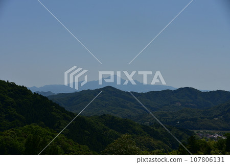 從國道432號看到的大山（安來市廣瀨市） 107806131