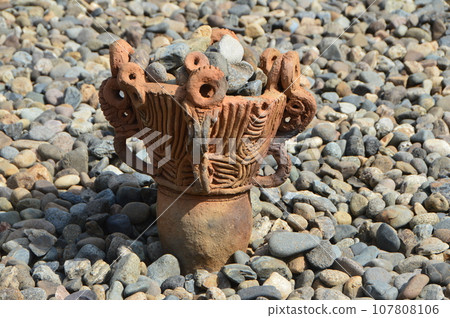 Jomon pottery (reproduction) (Iwajuku Ruins/Midori City, Gunma Prefecture) 107808106