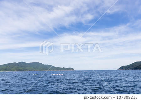 Sanriku’s beautiful sea where farmed scallops grow Sanriku’s beautiful sea where farmed scallops grow 107809215