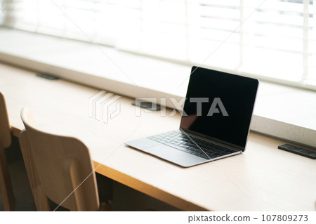 Laptop on table Laptop on table 107809273