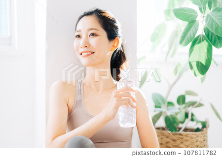 30多歲女性健身圖片 107811782