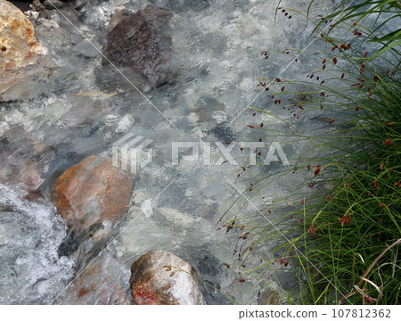 透明流動的玉川溫泉源流 107812362