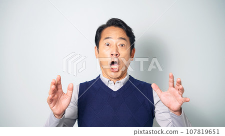 Surprised middle-aged man Surprised middle-aged man 107819651