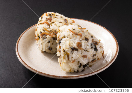 Chirimen高菜飯糰 Chirimen高菜飯糰 107823596