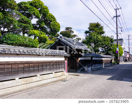 佐賀城下町舊古賀家（佐賀縣佐賀市） 107823905