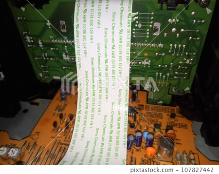 Details and diagrams of the cassette deck. Tape recorder 107827442