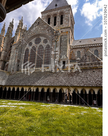 Monasteries around the world that are world heritage sites 107829042