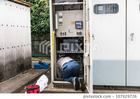 櫃內高壓進相電容器更換工作 107829726