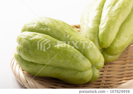 Hayato Umi Hayatouli Hayato Umi Hayatouli 107829956