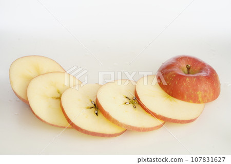 Apple Yumehikari (Hirosaki Fuji) Apple Yumehikari (Hirosaki Fuji) 107831627