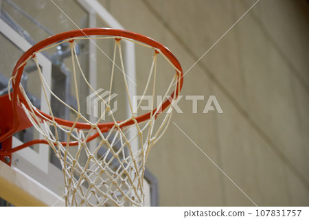 體育館籃球門網特寫照片 107831757