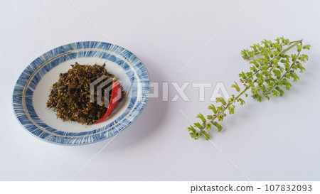 Shiso fruit tsukudani and green perilla fruit Shiso fruit tsukudani and green perilla fruit 107832093