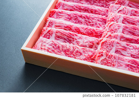 壽喜燒盒裝牛肉【故鄉繳稅禮物圖】 壽喜燒盒裝牛肉【故鄉繳稅禮物圖】 107832181