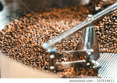  Coffee bean roasting 107834611