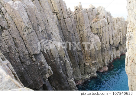 Echizen Coast Tojinbo Oike (cove) Echizen Coast Tojinbo Oike (cove) 107840633