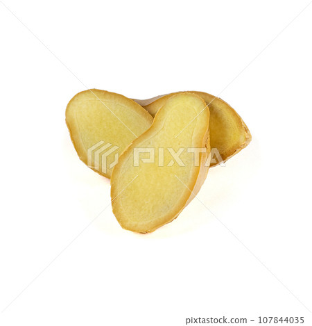 Fresh ginger rhizome with sliced isolated on white background.  107844035