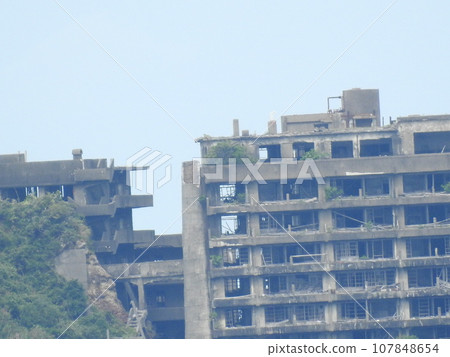 Building: Oldest housing complex, concrete construction, ruins, Gunkanjima 107848654