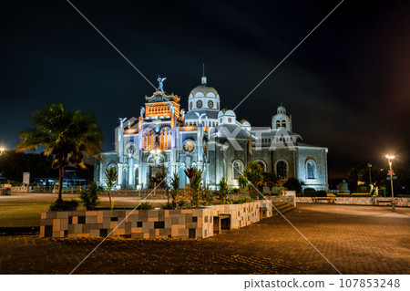 The cathedral Basilica de Nuestra Senora de los Angeles in Cartago in Costa Rica The cathedral Basilica de Nuestra Senora de los Angeles in Cartago in Costa Rica 107853248