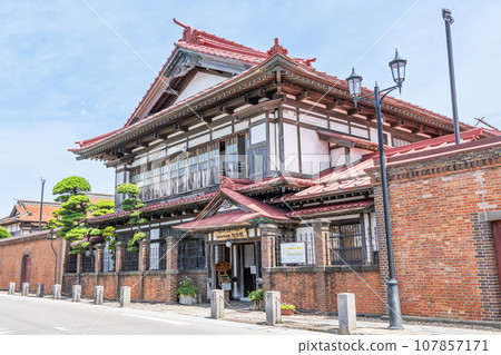 青森縣五所川原市，晴天的太宰治紀念館“書生館” 107857171