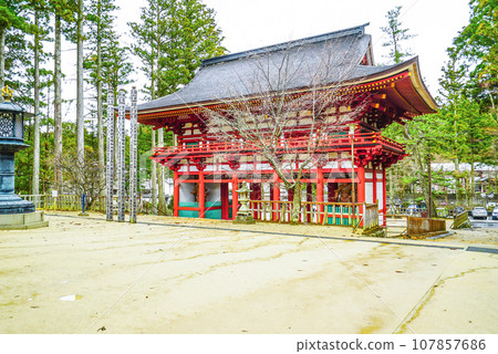 Koyasan Danjo Garan Chumon Koyasan Danjo Garan Chumon 107857686