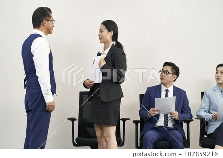 asian hr manager meeting candidate before interview 107859216